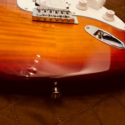 Washburn SFDSB Deluxe Sonamaster Double Cut Solid Body Flame Maple Top Maple Bolt-on Maple Neck 6-String Electric Guitar image 13