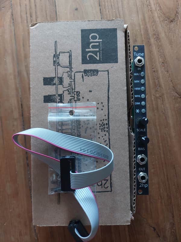 2hp Tune - Black image 1