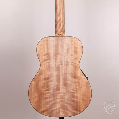 Maton EM6 Mini - Bunya and Queensland Maple - 17144 image 5
