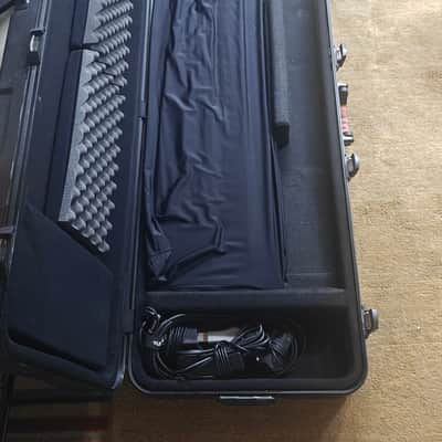 2010-2013 Hammond SK1-73 - Black with Cherry Red side panels. Comes with Rolling Hard Gator Case, pedals and cables. image 2