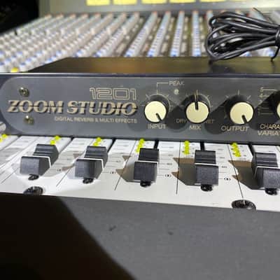 Zoom studio 1201 modulated reverb? - Gearspace