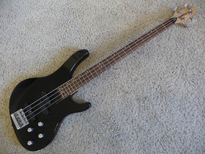 ＷＡＳＨＢＵＲＮ ＸＢ－２００ Washburn XB-200 Electric Bass 4 String Bass Guitar - Black