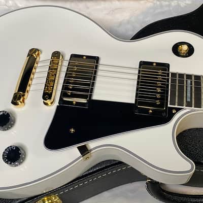 NEW! Gibson Les Paul Custom - Alpine White - Ebony Board - Authorized Dealer - Only 9.5 lbs - G06451 image 4