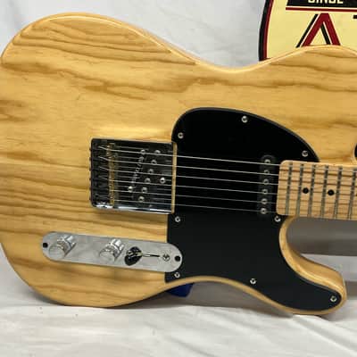 G&L ASAT Classic Tribute Series Singlecut Electric Guitar image 2