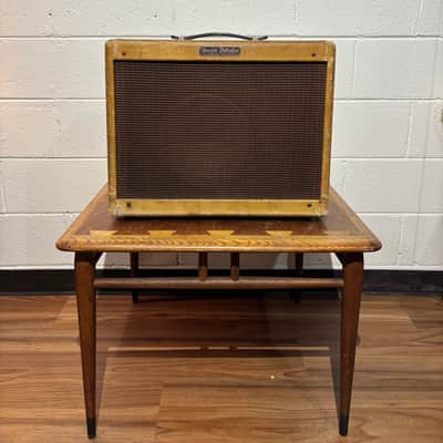 Fender Vibrolux 5F11 Narrow Panel 10-Watt 1x10" Guitar Combo All Original! 1960 - Tweed image 1