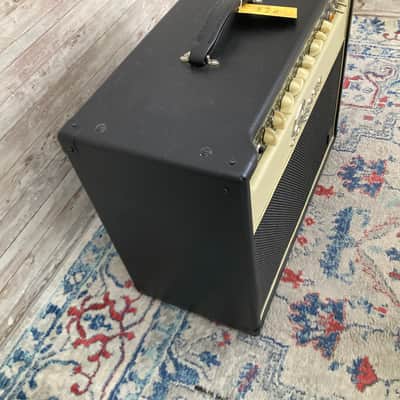 Used Bugera Vintage V22 INFINIUM 22W 2-Channel Tube Combo image 3