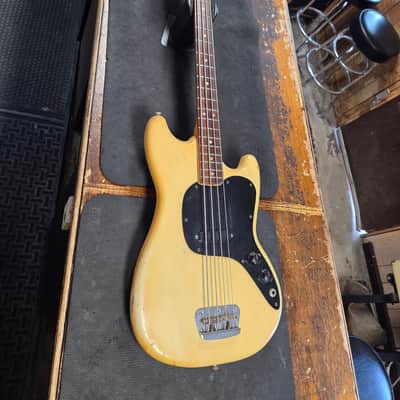Fender Musicmaster 1973-1974 - Vintage white image 6