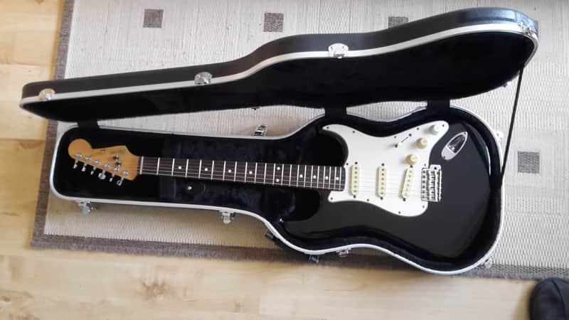 1980s Fender Squier Stratocaster MIJ E-SERIES image 1