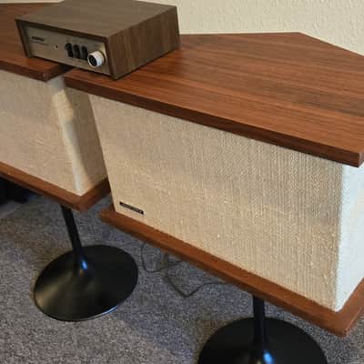 Extraordinary Bose 901 Series II, EQ and Tulip Stands image 4