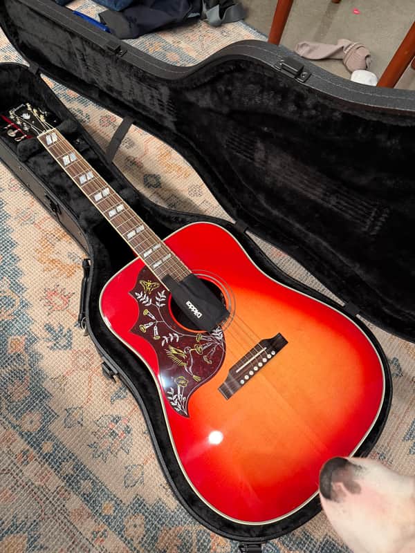 Gibson Hummingbird Standard Left-Handed 2020 - Present - Heritage Cherry Sunburst