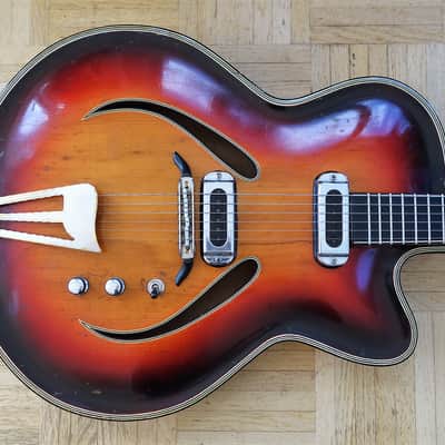 Musima Record 17 thinline hollow body guitar - East Germany image 1