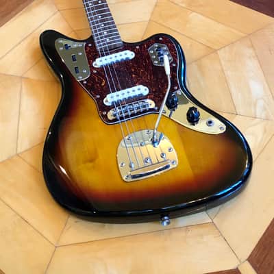 Squier by Fender Vintage Modified Jaguar Electric Guitar, Sunburst image 4