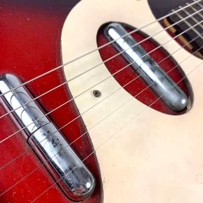 Silvertone 1457 with Case Amp W Tremelo 1964 - 1967 - Red Burst 2 pickup image 14