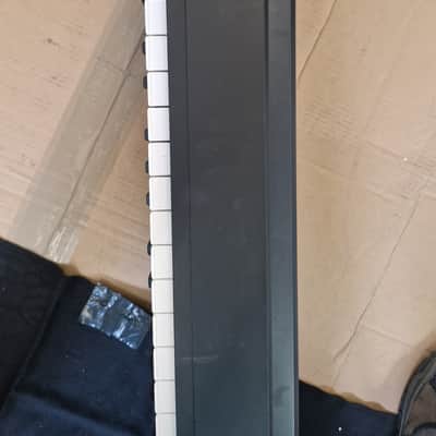 Yamaha P-145 B 2020 - Black image 20