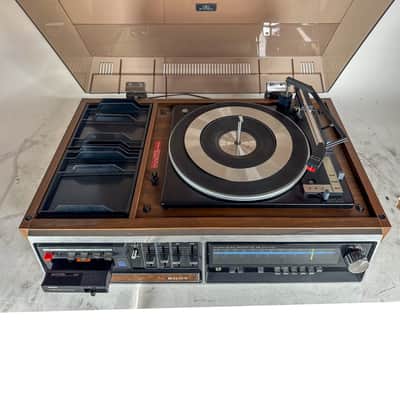 Vintage 1970's Sony HP-318 Stereo - Tuner, Belt Driven Turntable, 8 Track Player, 4 Speakers! image 5