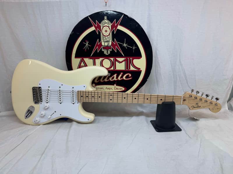 Fender Eric Clapton Stratocaster Guitar with Case 2021 - Olympic White / Maple neck image 1