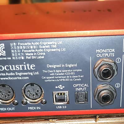 Focusrite Scarlett 18i8 2nd Gen USB Audio Interface 2016 - 2018 - Red / Black image 3