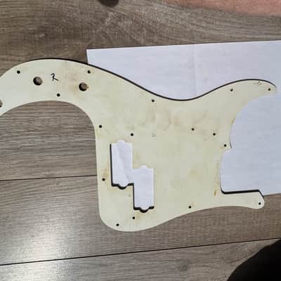 Fender Precision 60 thru 71 Tortoise USA avri 62 vintage pickguard USA image 12
