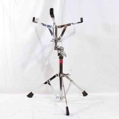 Vintage Ludwig LM2477RBR Student Snare Drum Kit w/ Case, Stand, Practice Pad, and Sticks image 19