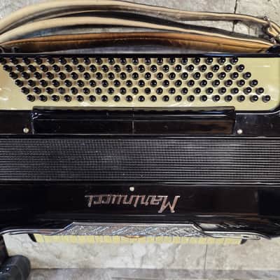 Marinucci 17" keyboard 2/4 reed image 4