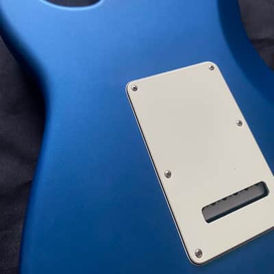 Fender American Performer Stratocaster 2023 Satin Lake Placid Blue image 15