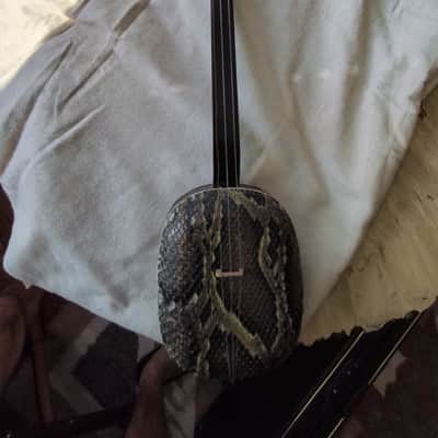 Da Sanxian Traditional Chinese plucked string instrument Rosewood Snake Skin 三弦 image 2