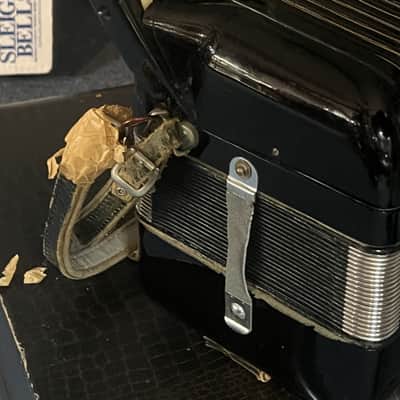 Hohner Verdi III M Piano Accordion – Vintage 1950s, Black image 10