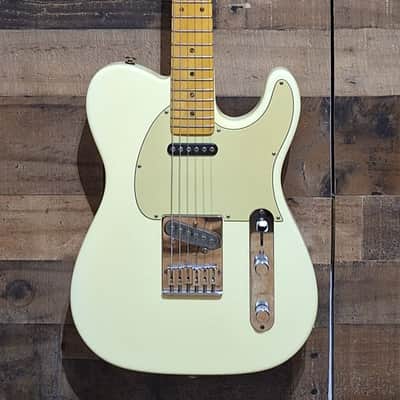 2009 G&L Fullerton ASAT Classic Telecaster W/OHSC image 2