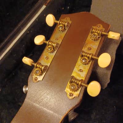 Silvertone Model 1319 (1947-54) 1947-54 W/ Hard Case image 7