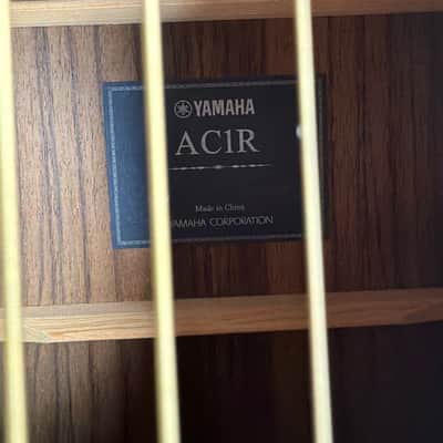 Yamah AC1R Acoustic - electric Guitar image 4