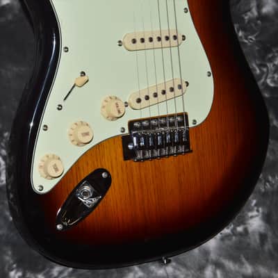 2021 Tagima - TG-500 *Lefty* - Sunburst image 2