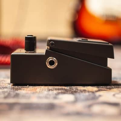 Boss MT-2 Metal Zone Guitar Effects Pedal image 7