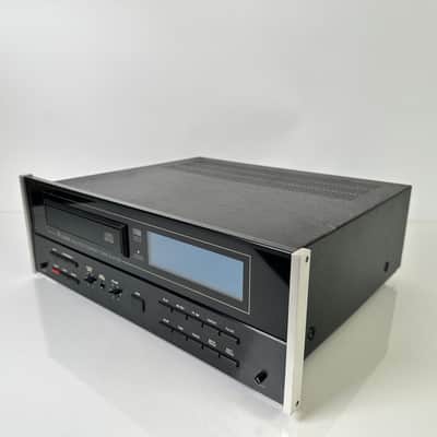 Mcintosh MCD 7000 CD Player image 2