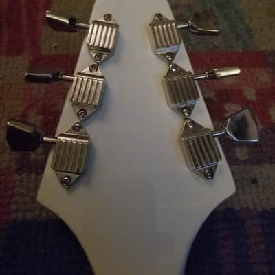 Gibson Flying V White Copy image 6