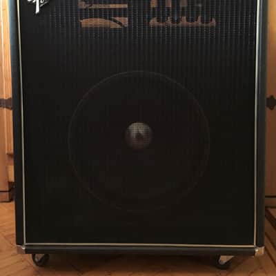 Fender Studio Bass 1x15" Combo Amp