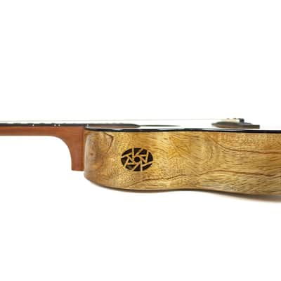Flight Fireball EQ-A Solid Mango Baritone Ukulele image 4