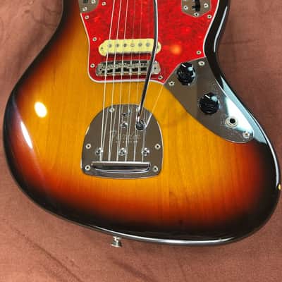 Fender Jaguar JG-66 (Fujigen) 1993 - 3Tone Sunburst image 6