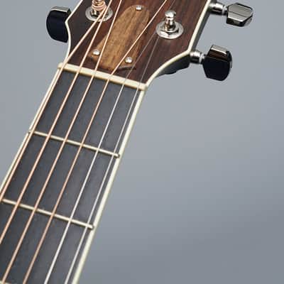 Taylor 712CE 2014 - Sunburst image 5
