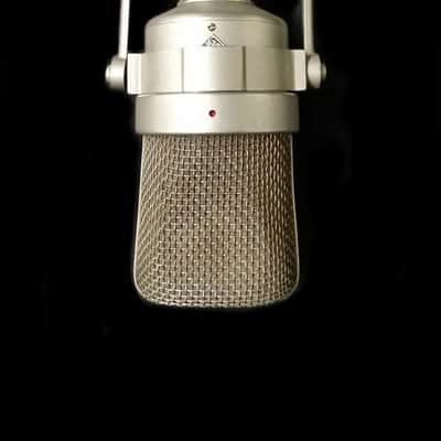Neumann M49 image 6
