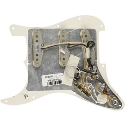 Immagine Fender Pre-Wired Strat Pickguard Custom '69 SSS (Parchment) - Single Coil Pickup for Guitars - 2