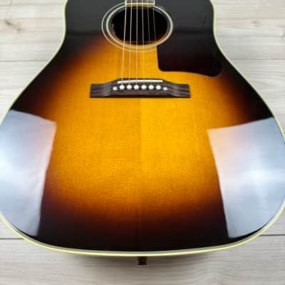 Gibson Southern Jumbo Original Acoustic Guitar - Vintage Sunburst image 6