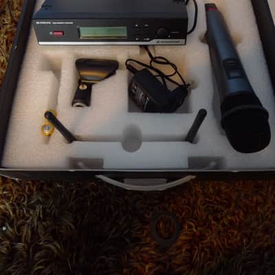 Sennheiser xswireless HF microphone image 3