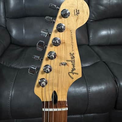 Fender Player Stratocaster HSS with Maple Fretboard 2020 HOT RODDED 3-Color Sunburst image 3