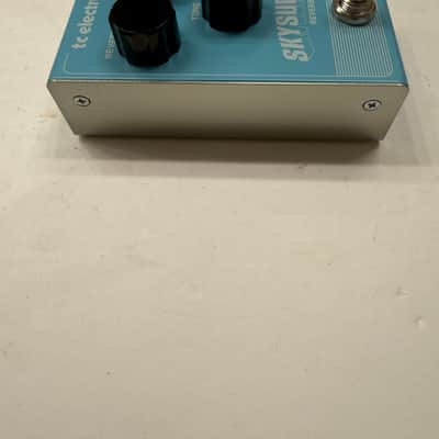 TC Electronic Skysurfer Reverb True Bypass Sky Surfer Guitar Effect Pedal + Box image 4