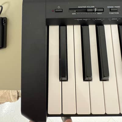 Yamaha P-45 Digital Piano 2015 - Present - Black image 4