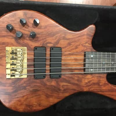 Zon Legacy Elite Special 5 Mahogany core with Bubinga top. Flat satin finish with hardshell case image 2