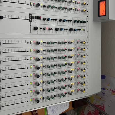 Speck Electronics LiLo 24 Channel Mixing Console image 3