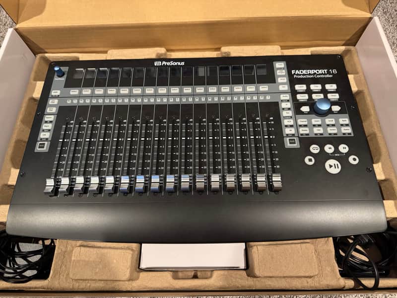 PreSonus Faderport 16 USB DAW Control Surface 2018 - Present Black image 1