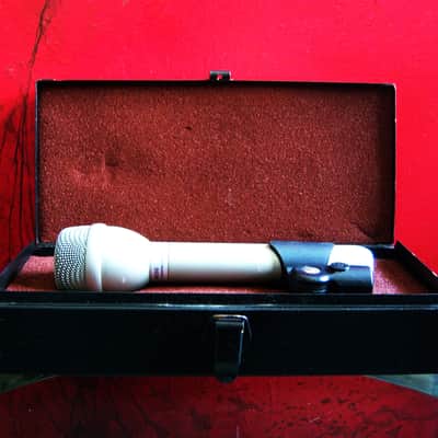 Vintage 1990 Electro-Voice RE50 / RE50/B Omnidirectional Dynamic Microphone Low Z w accessories 635A image 3