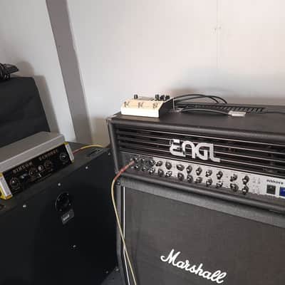 Engl  E642 Invader 100  Black and Chrome image 4